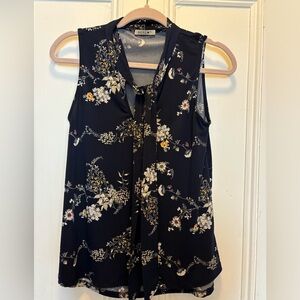 Floral blouse, tie front, size small